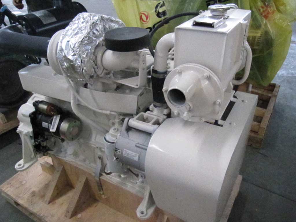 Cummins 6BT5.9-GM83 | Marine auxilliary engine